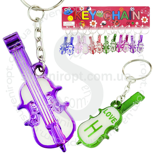 Брелок  золотистый скрипка лове с буквами (12)