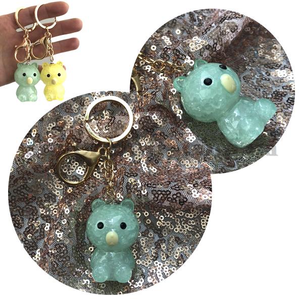 Брелок   в упаковке  мишка сидит большой битое стекло