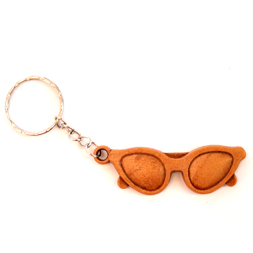 Брелок  очки из кости (12)