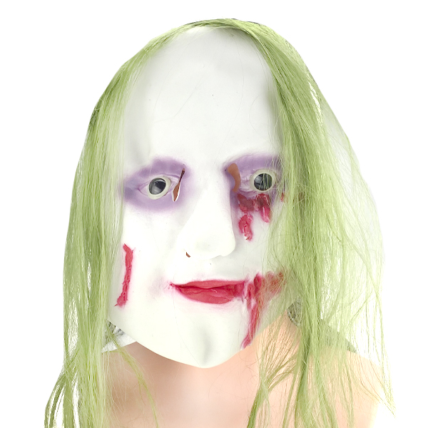 Маска белая с волосами губа разорвана в подтёках глаз и щека