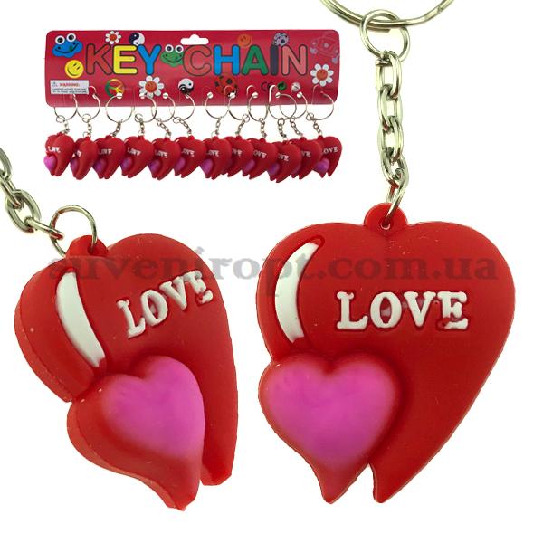 Брелок объёмный сердце с розовым сердечком love резиновое (12) 
