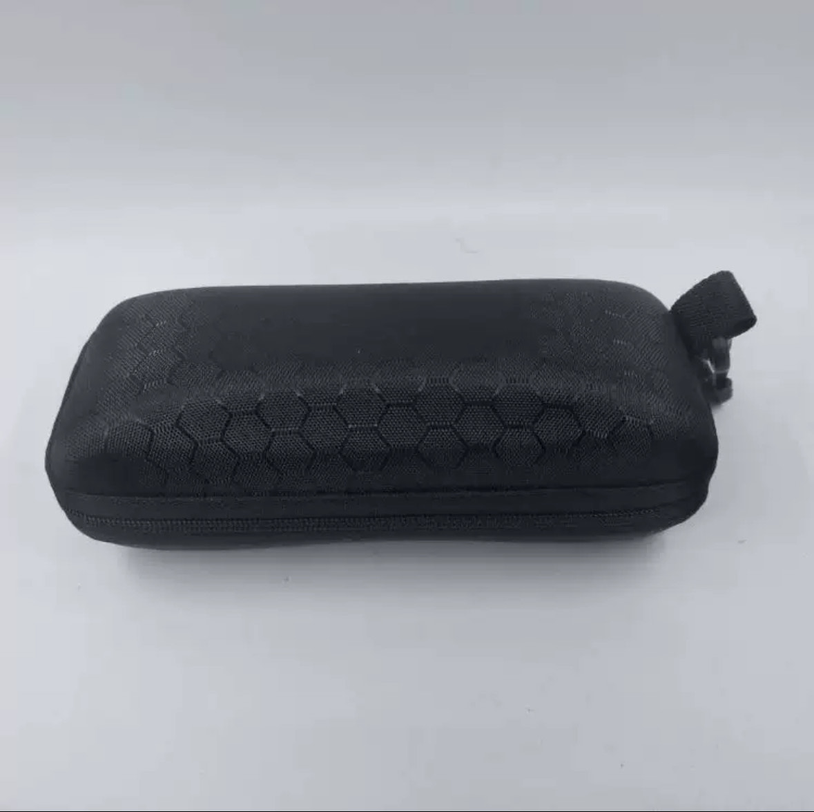 Футляр для окулярів твердий